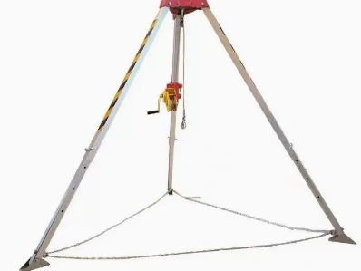 危化企業消防站購買救援三腳架的意義